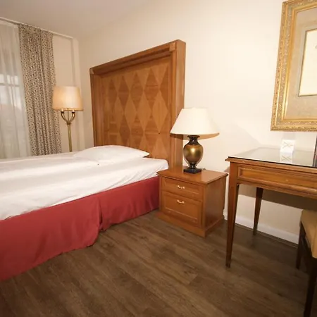 Gaestehaus Bavaria Πανσιόν 4*