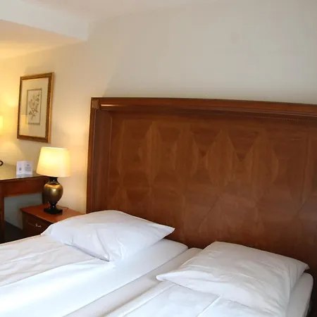 Πανσιόν Gaestehaus Bavaria 4*