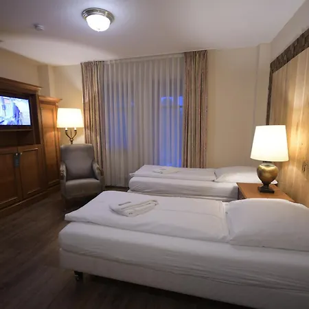 Πανσιόν Gaestehaus Bavaria 4*