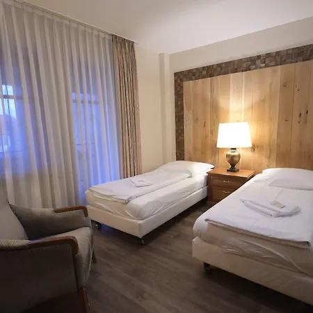 Casa de hóspedes Gaestehaus Bavaria 4*