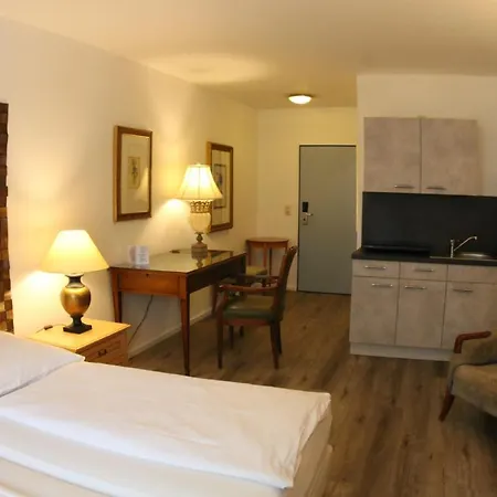 Πανσιόν Gaestehaus Bavaria 4*